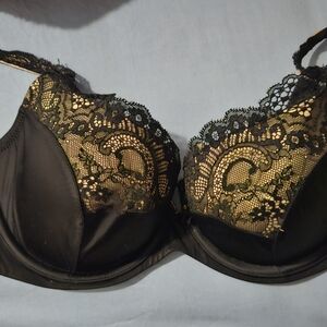 Curvy couture bra